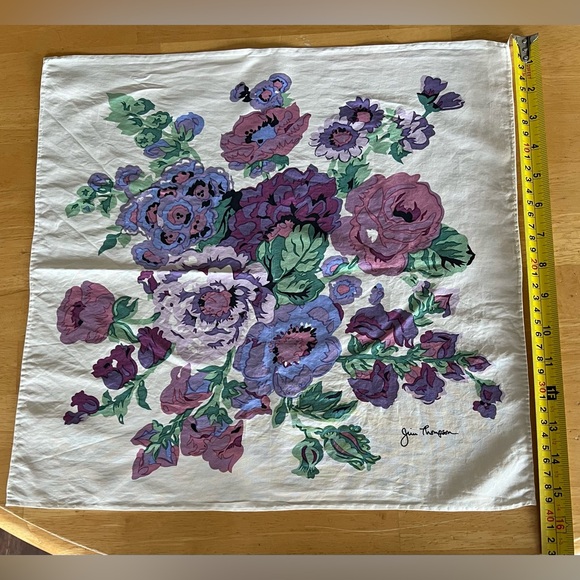 Jim Thompson Designer Silk Floral Handkerchief 16" x 16" Vtg - Picture 2 of 5